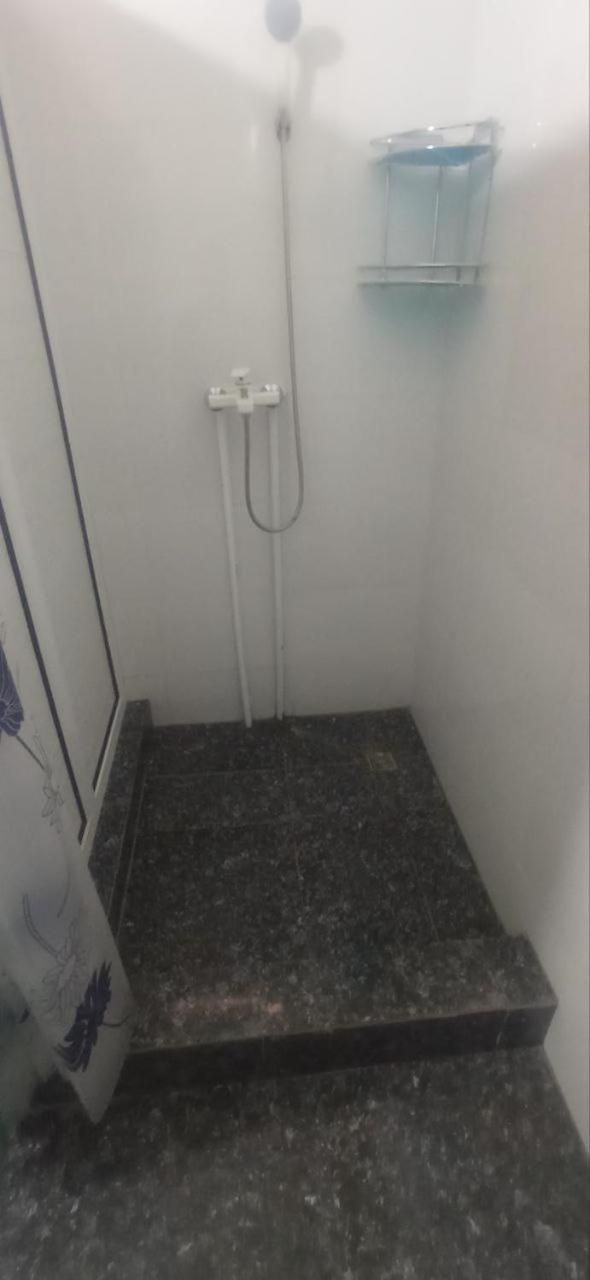 Oltin Vodiy Hostel 费尔干纳 外观 照片