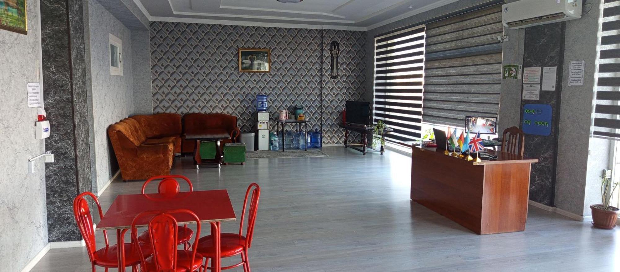 Oltin Vodiy Hostel 费尔干纳 外观 照片